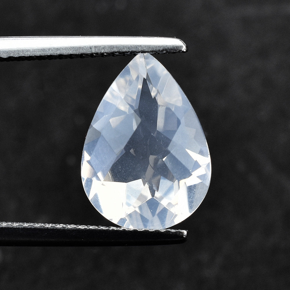 BLUE MOON QUARTZ CHECKER CUT PEAR (A/CLEAN) 14.00X10.00 MM 4.62 Cts.