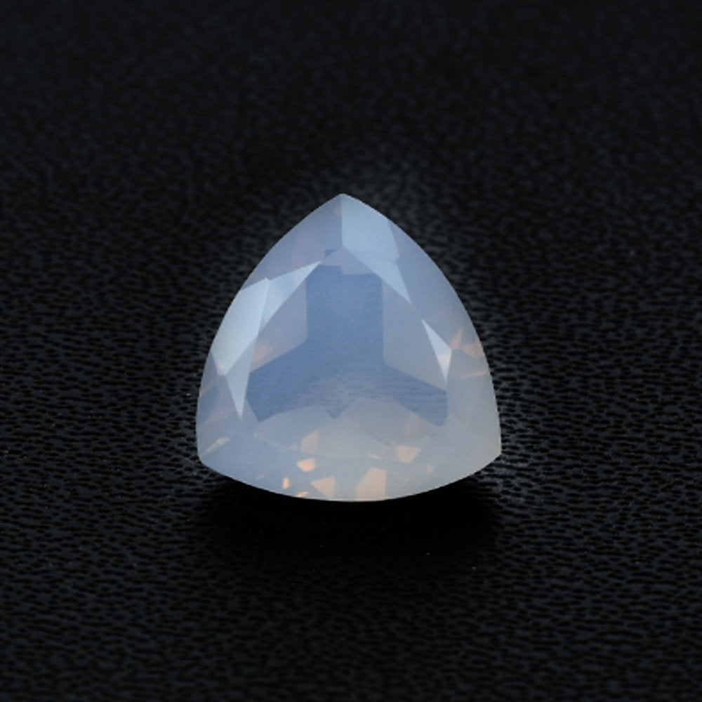 LAVENDER MOON QUARTZ CUT TRILLIAN (A/CLEAN) 10.00X10.00 MM 2.88 Cts.