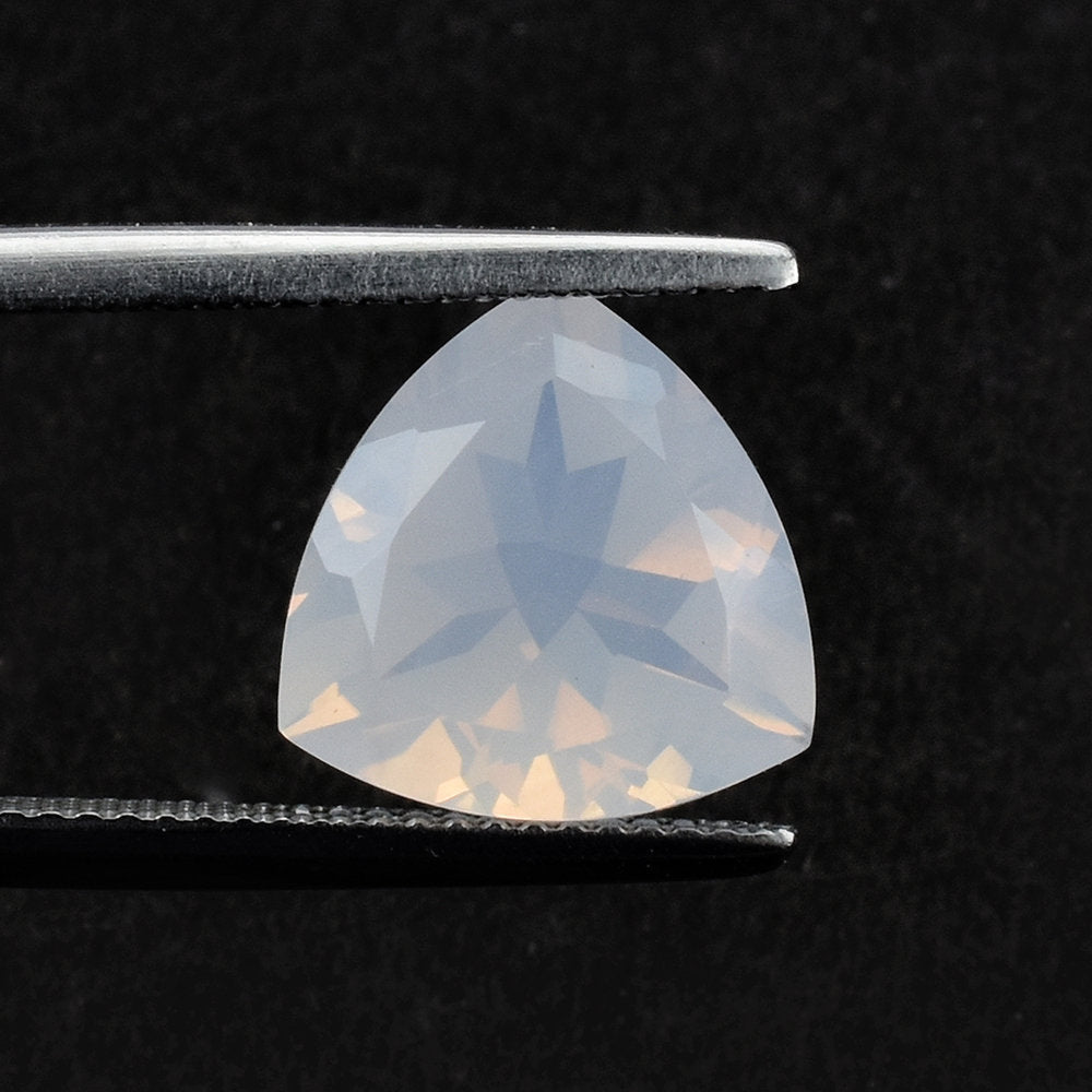 LAVENDER MOON QUARTZ CUT TRILLIAN (A/CLEAN) 12.00X12.00 MM 5.00 Cts.