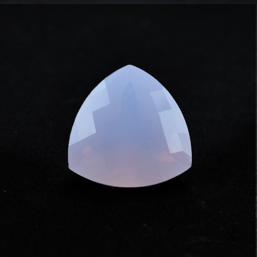 LAVENDER MOON QUARTZ CHECKER CUT TRILLIAN (A/CLEAN) 14.00X14.00 MM 7.84 Cts.