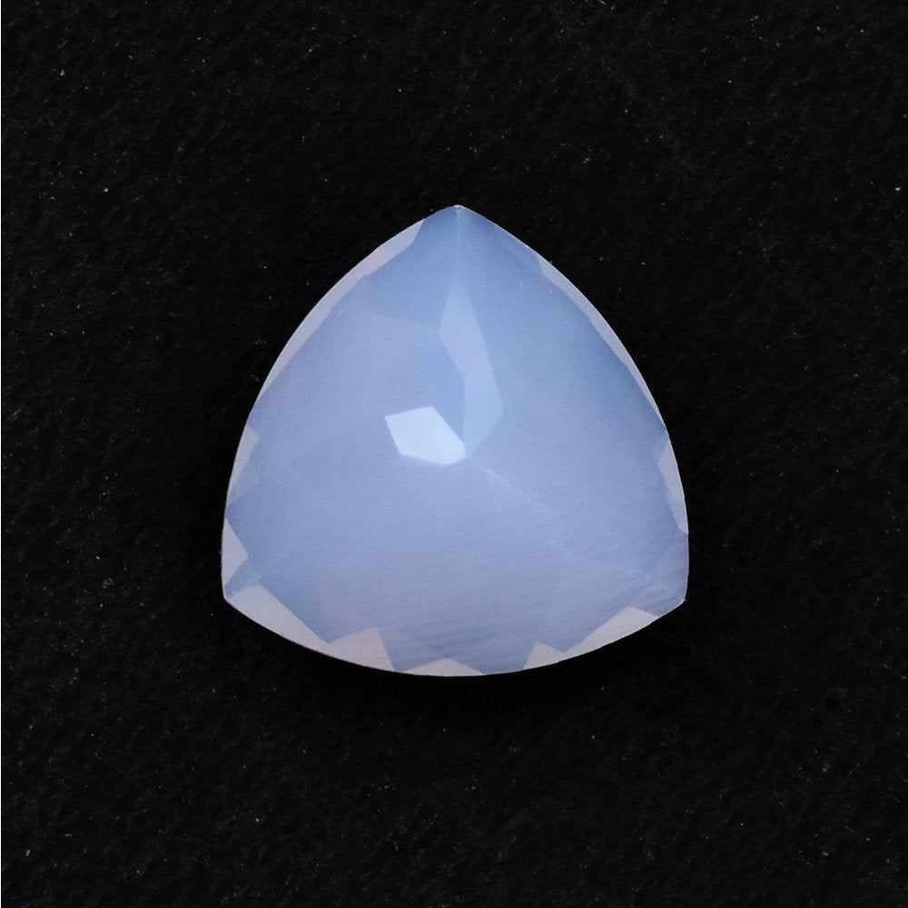 LAVENDER MOON QUARTZ CHECKER CUT TRILLIAN (A/CLEAN) 14.00X14.00 MM 7.84 Cts.