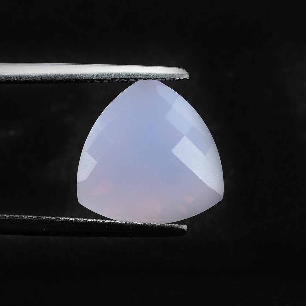 LAVENDER MOON QUARTZ CHECKER CUT TRILLIAN (A/CLEAN) 14.00X14.00 MM 7.84 Cts.