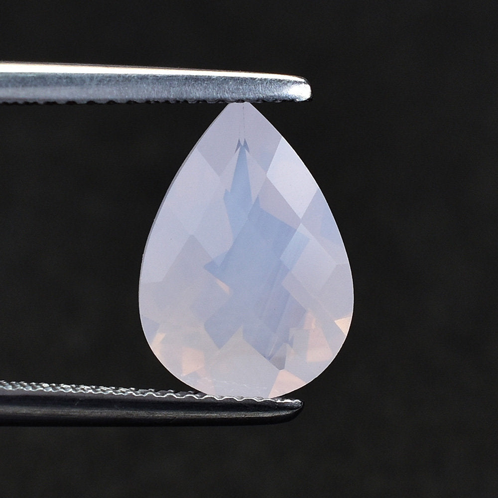 QUARTZ LAVENDER MOON CHECKER (A/CLEAN) PEAR 13.00X9.00 MM 3.20 Cts.