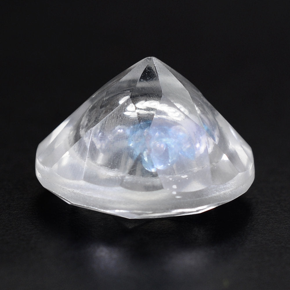 CRYSTAL CUT ROUND WITH (INSIDE SWISS BLUE TOPAZ CUT ROUND 1.50MM) 8MM 1.81 Cts.