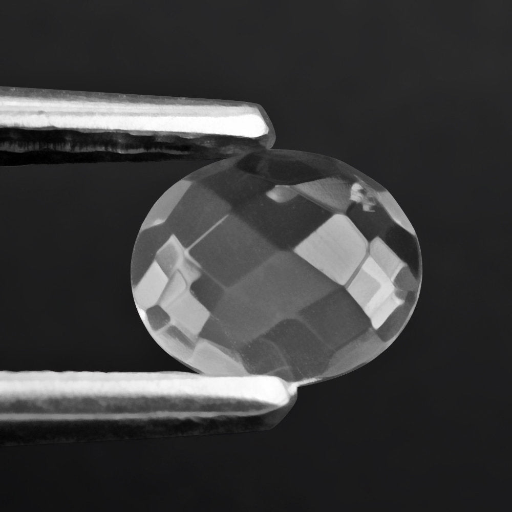 CRYSTAL CHECKER OVAL CAB 6X5MM 0.46 Cts.
