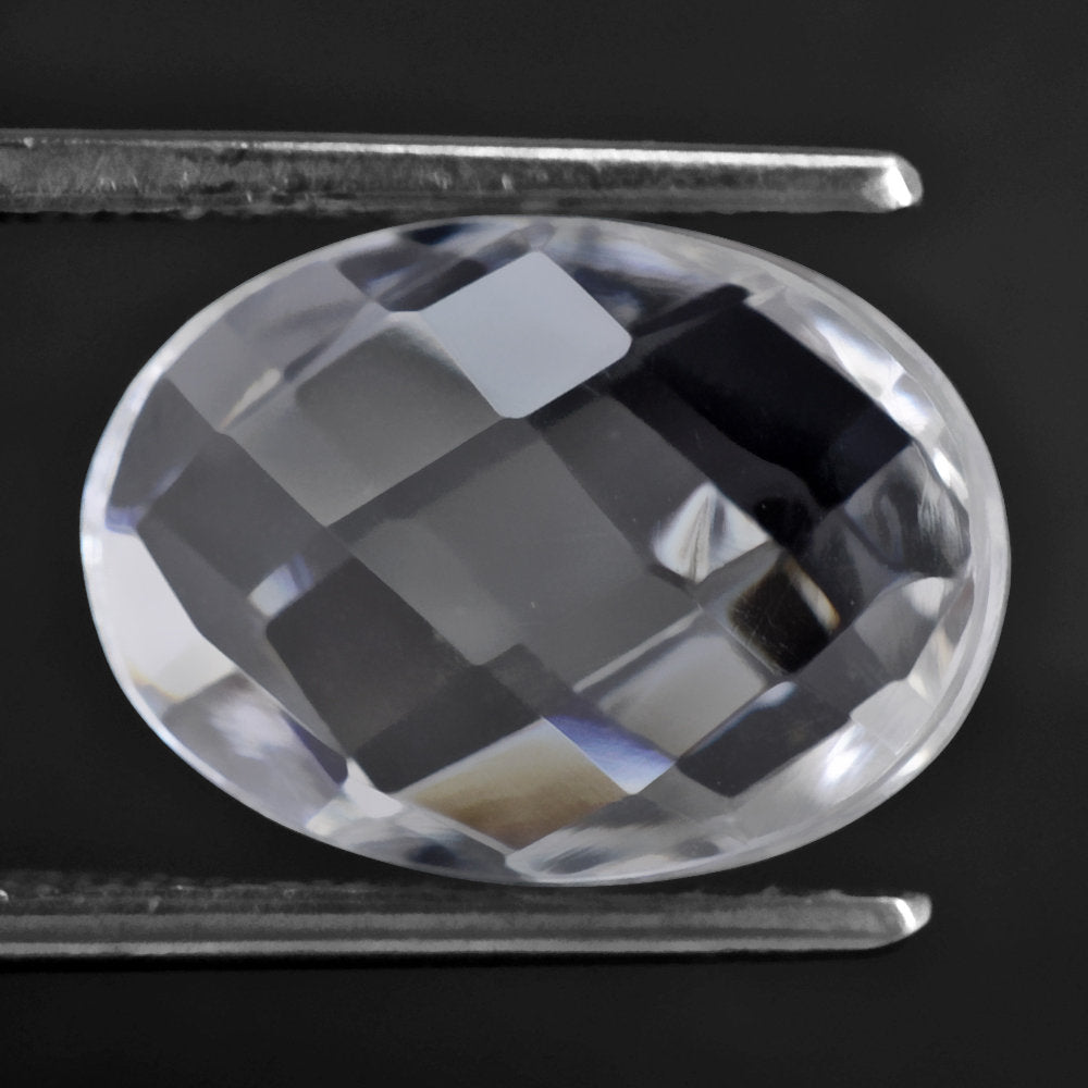 CRYSTAL BRIOLETTE OVAL WITH GROOVE IN GIRDLE 14X10MM 6.39 Cts.