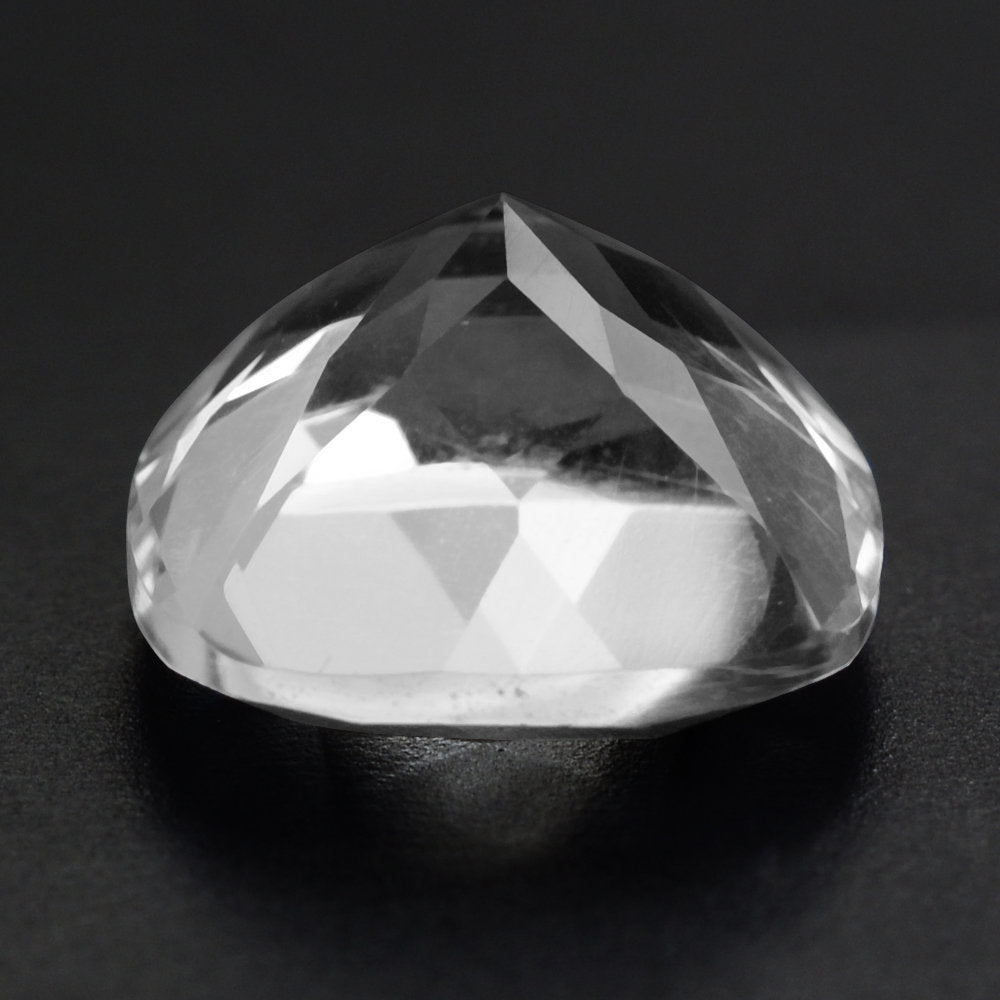 CRYSTAL CUT CUSHION 10MM 3.98 Cts.