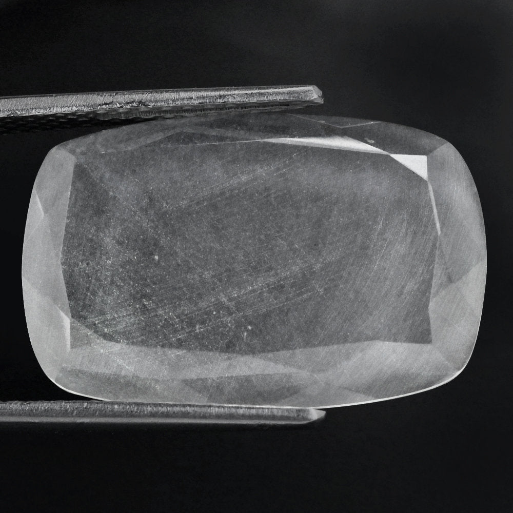 CRYSTAL CUT CUSHION WITH FROSTED BOTTOM 22X15MM 12.04 Cts.