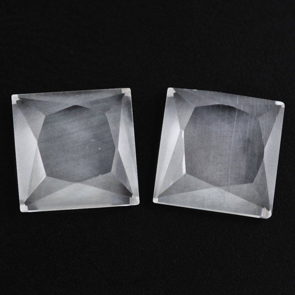 CRYSTAL TABLE CUT SQUARE FLAT WITH FROSTED BOTTOM 7MM 1.58 Cts.