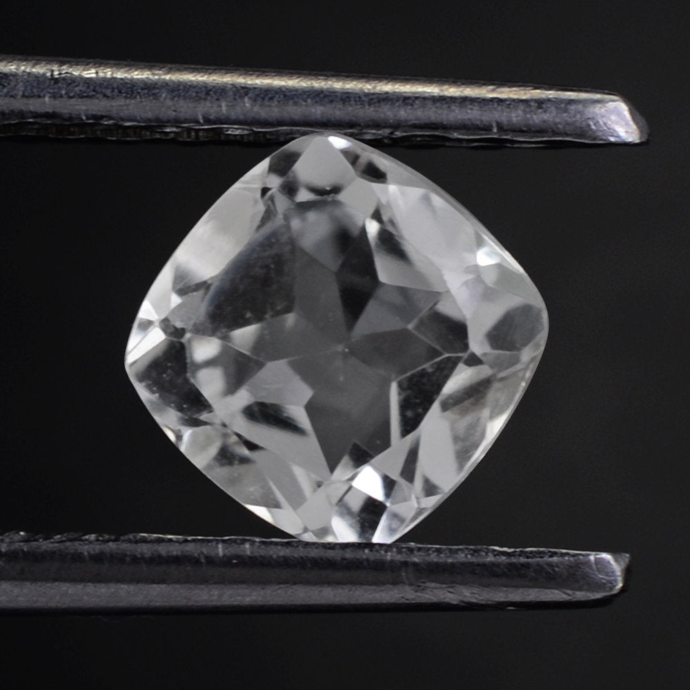 CRYSTAL CUT CUSHION 6MM 0.87 Cts.