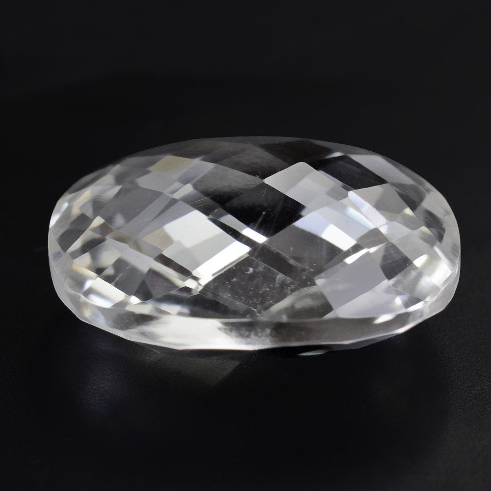 CRYSTAL BRIOLETTE CUSHION 20MM 22.35 Cts.