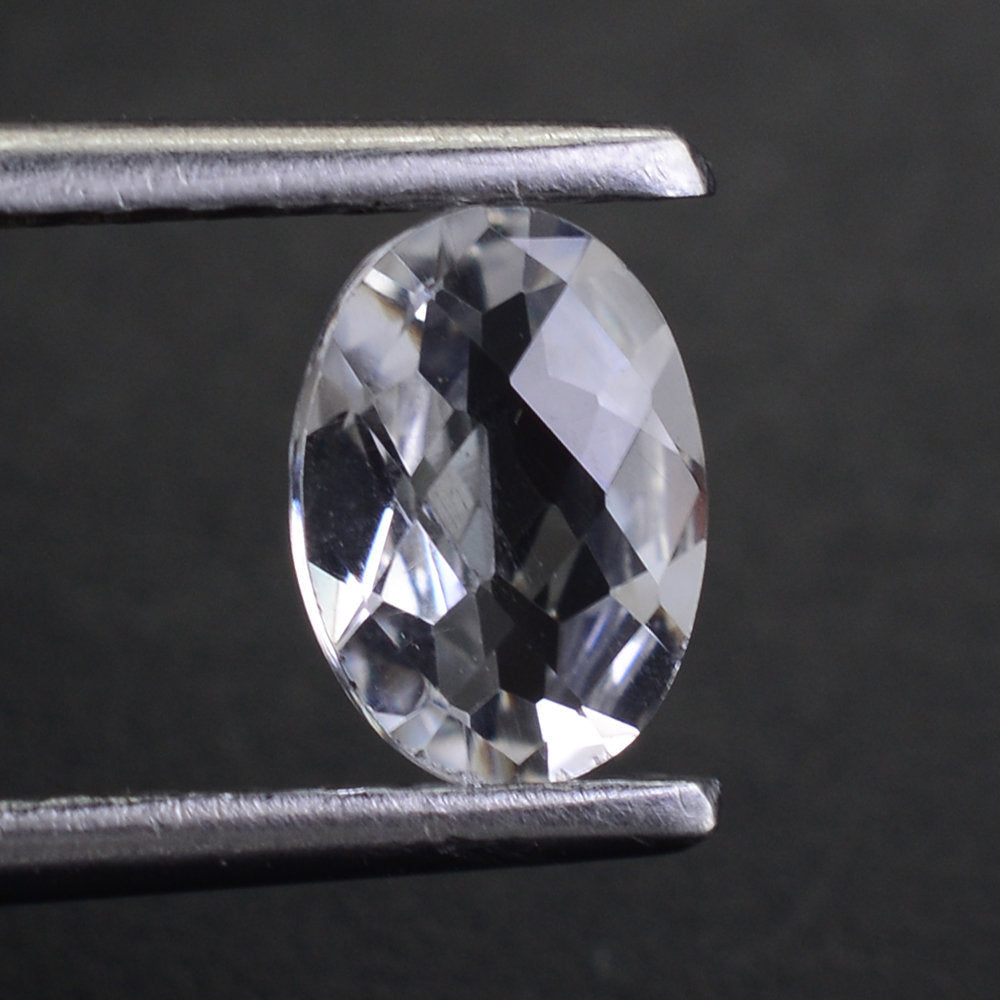 CRYSTAL CHECKER CUT OVAL 7X5MM 0.64 Cts.