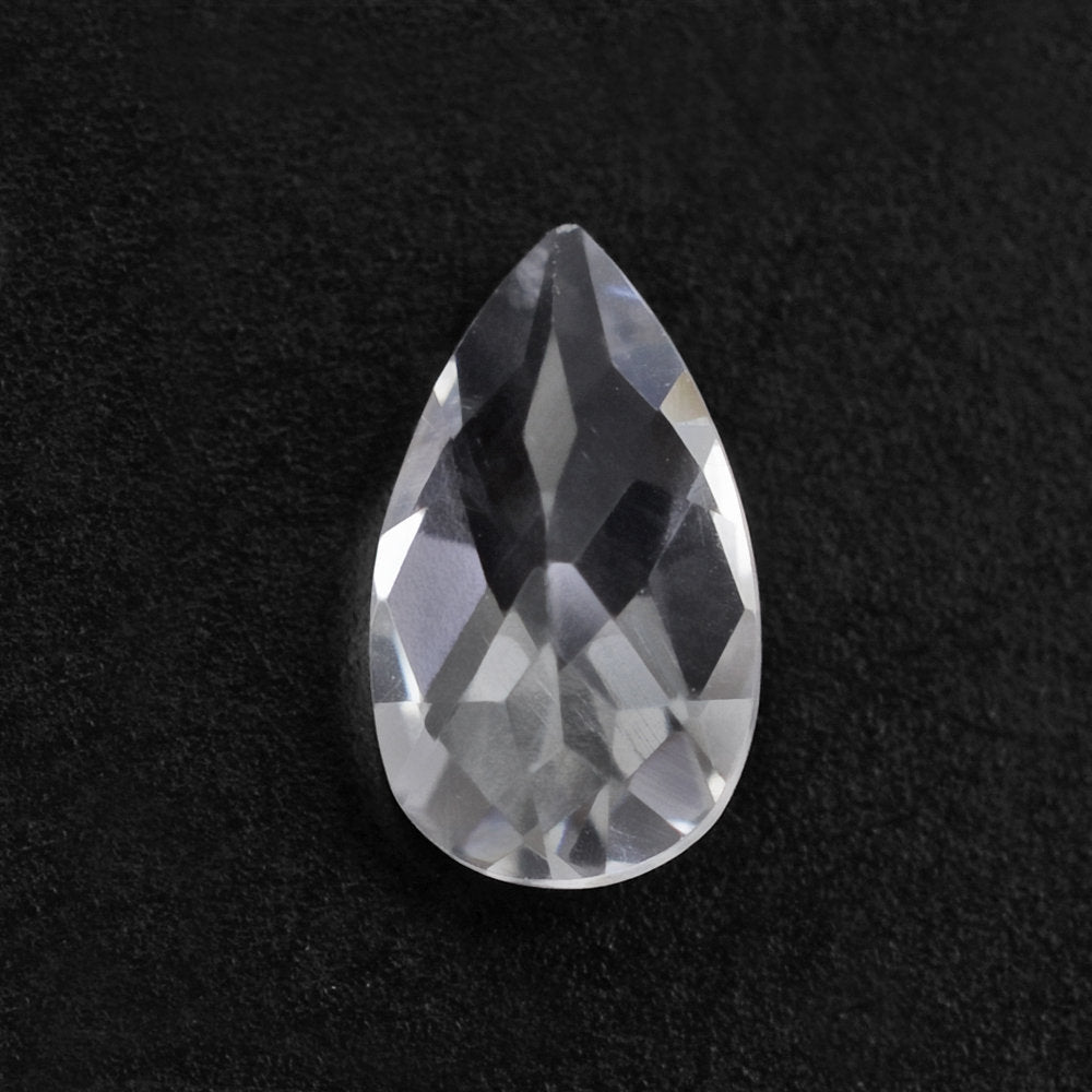 CRYSTAL CHECKER CUT PEAR 7X4MM 0.47 Cts.