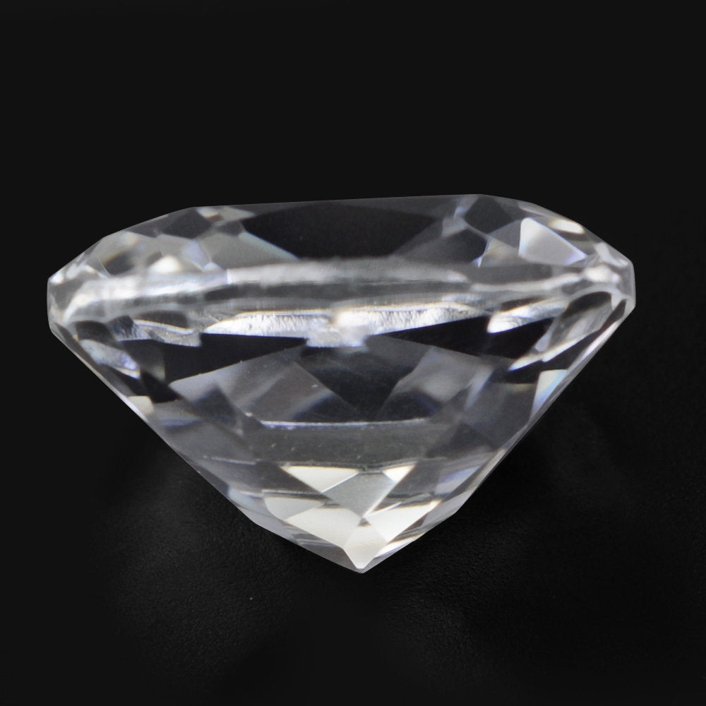 CRYSTAL CUT CUSHION 14MM 10.09 Cts.