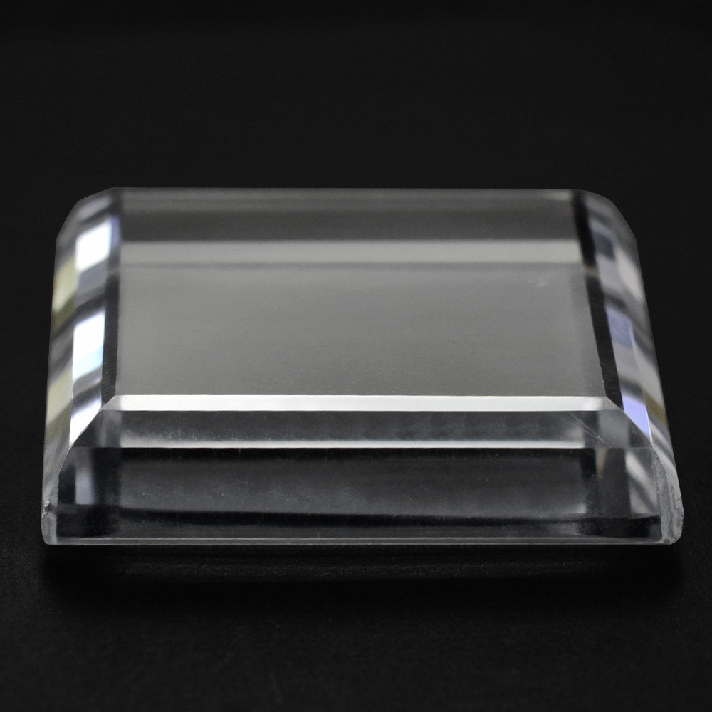 CRYSTAL SQUARE PLATES 18MM 15.35 Cts.