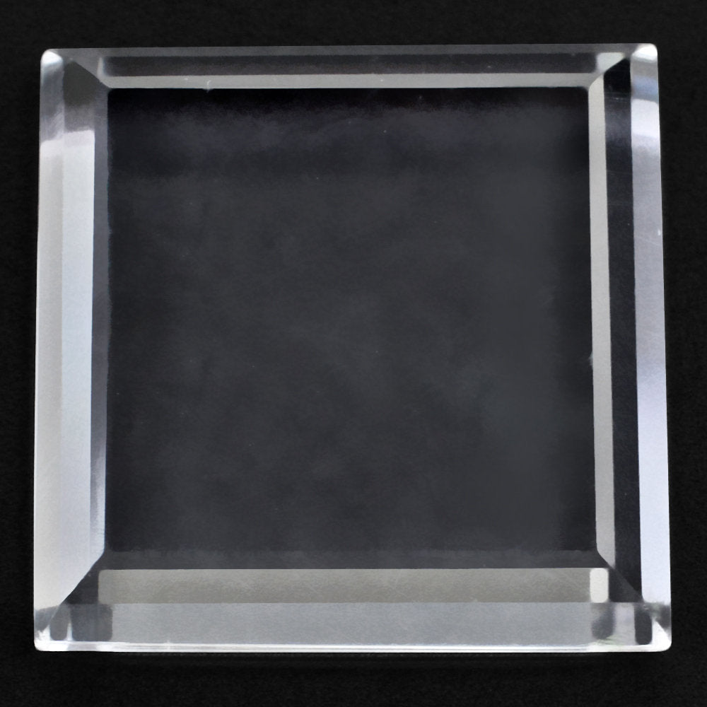 CRYSTAL SQUARE PLATES 18MM 15.35 Cts.