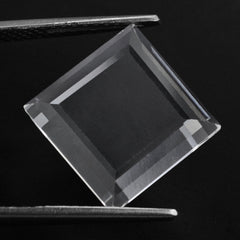 CRYSTAL SQUARE PLATES 14MM 7.83 Cts.