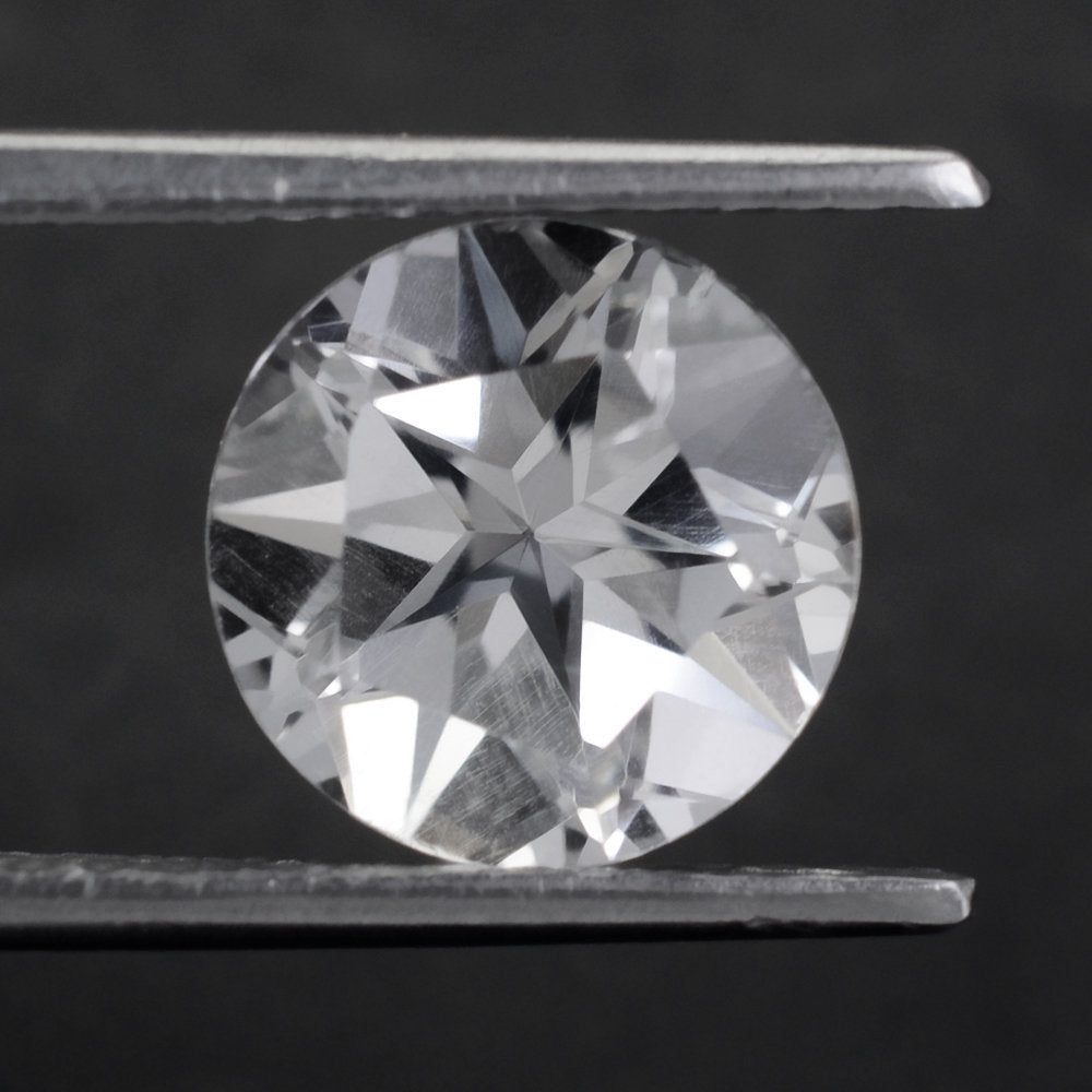 CRYSTAL PENTAGON ROUND WITH STAR CUT BACK (DES#43) 10MM 3.61 Cts.