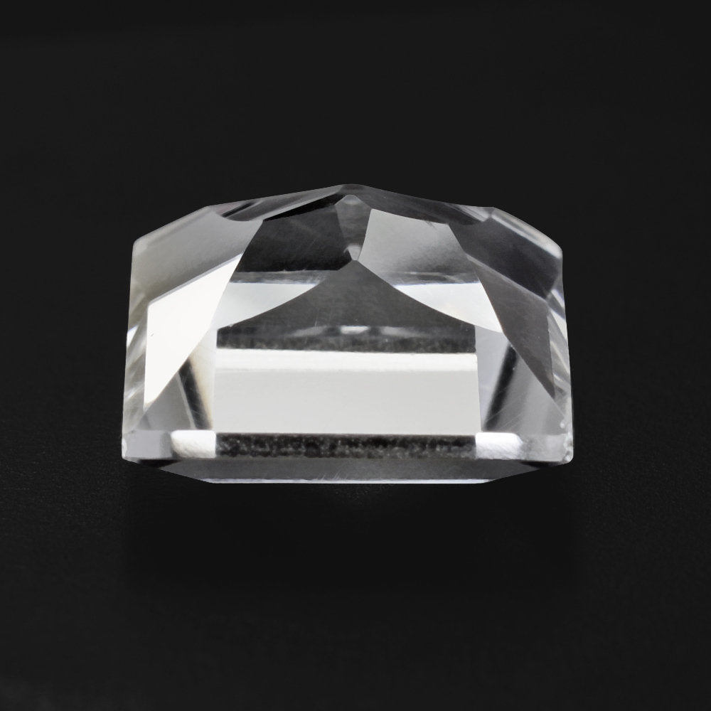 CRYSTAL CONCAVE FLOWER CUT BACK SQUARE (DES#49) 10MM 4.41 Cts.