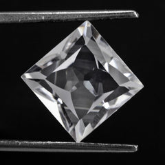 CRYSTAL CONCAVE FLOWER CUT BACK SQUARE (DES#49) 10MM 4.41 Cts.