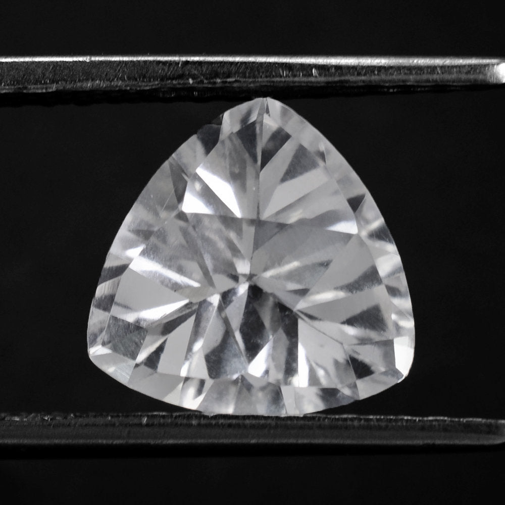 CRYSTAL TRIANGLE TOP DIAMOND CUT BACK TRILLION 10MM 3.05 Cts.