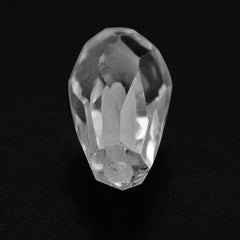 CRYSTAL FACETED DROPS (HALF DRILL 0.50MM) 6X3MM 0.57 Cts.