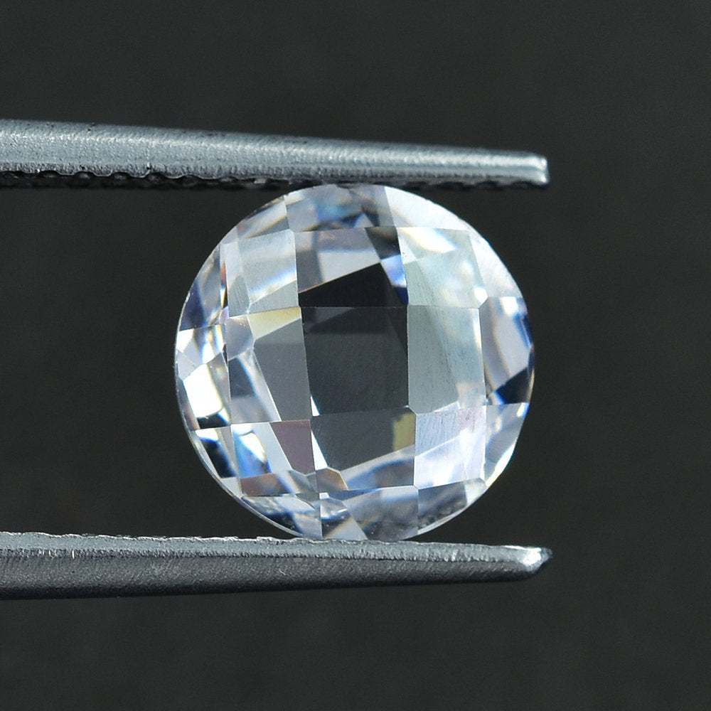 CRYSTAL QUARTZ CHECKER CUT BRIOLETTE ROUND 8MM 4.26 Cts.