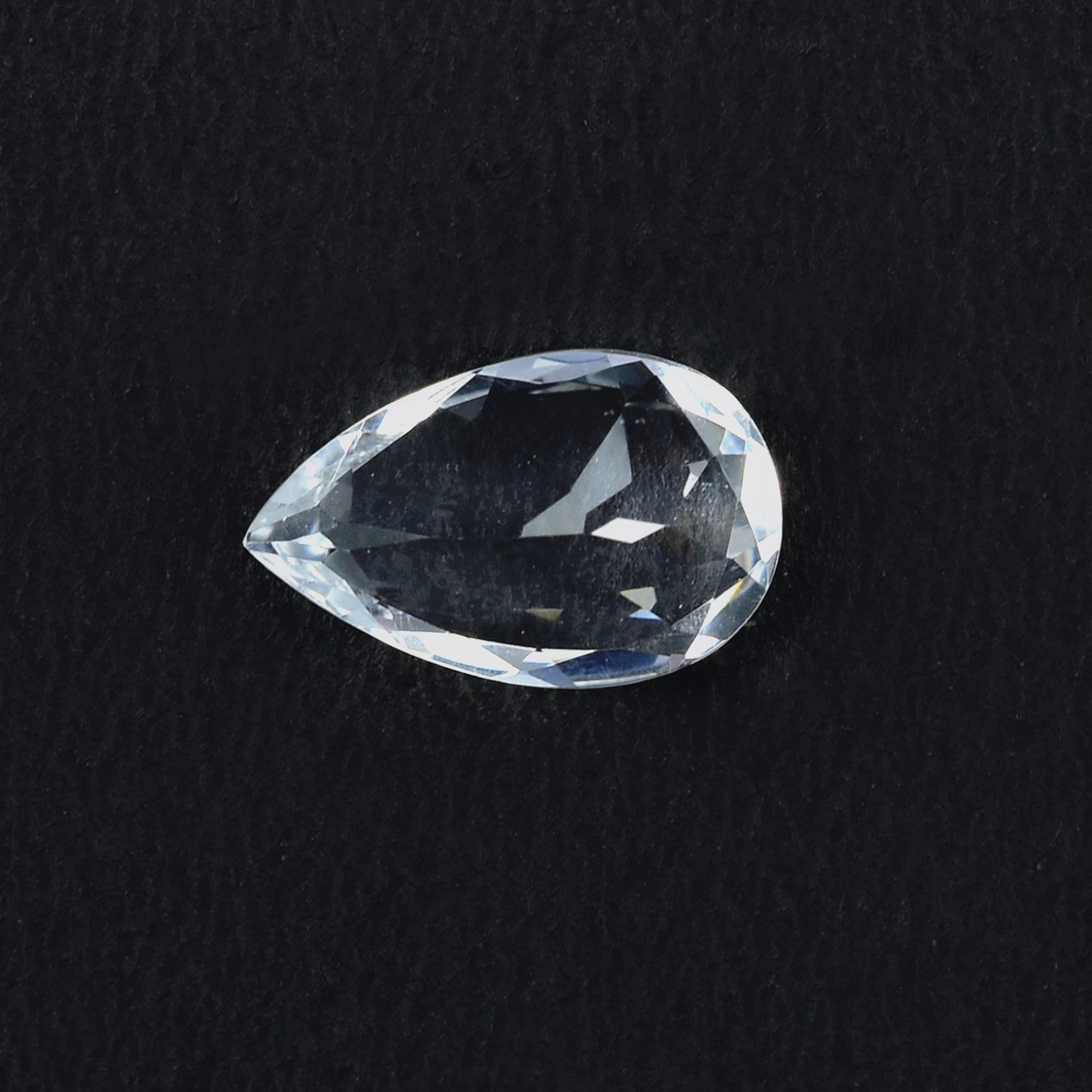 CRYSTAL ROCK QUARTZ CUT PEAR (CLEAN) 13.00X8.00 MM 3.05 CTS