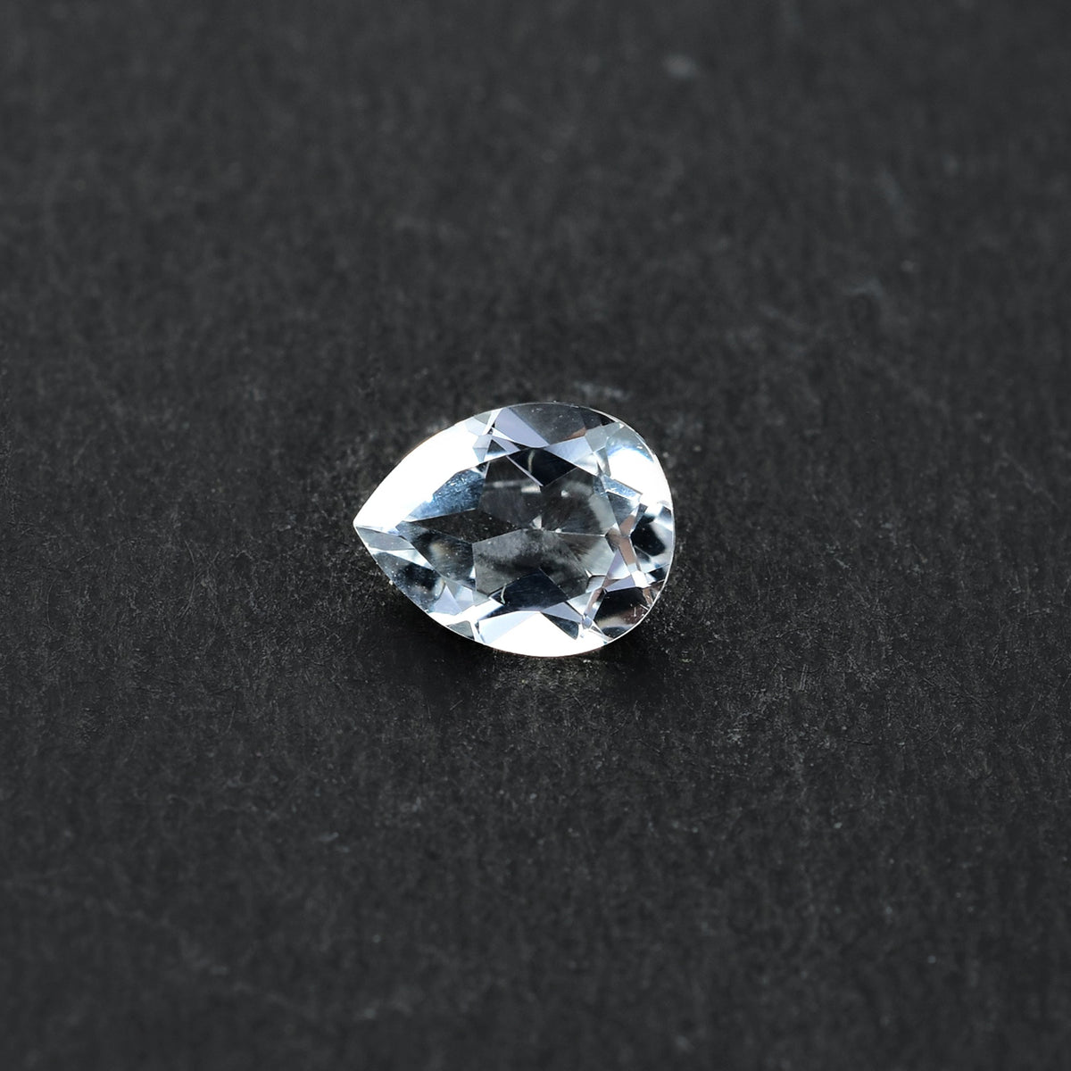 CRYSTAL ROCK QUARTZ CUT PEAR (CLEAN) 8.00X6.00 MM 1.00 CTS