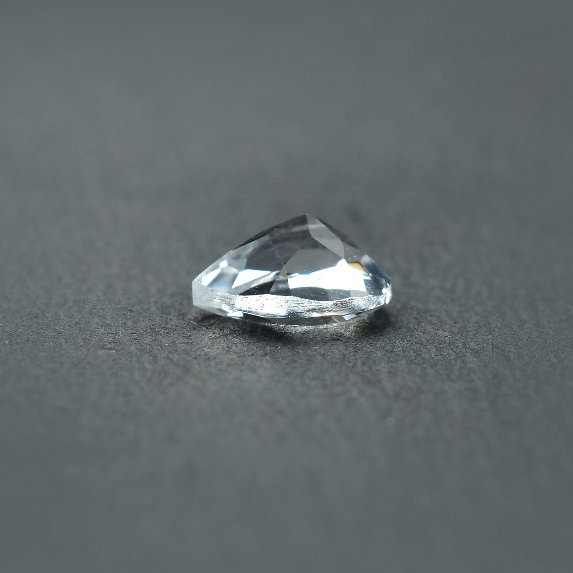 CRYSTAL ROCK QUARTZ CUT PEAR (CLEAN) 8.00X6.00 MM 1.00 CTS