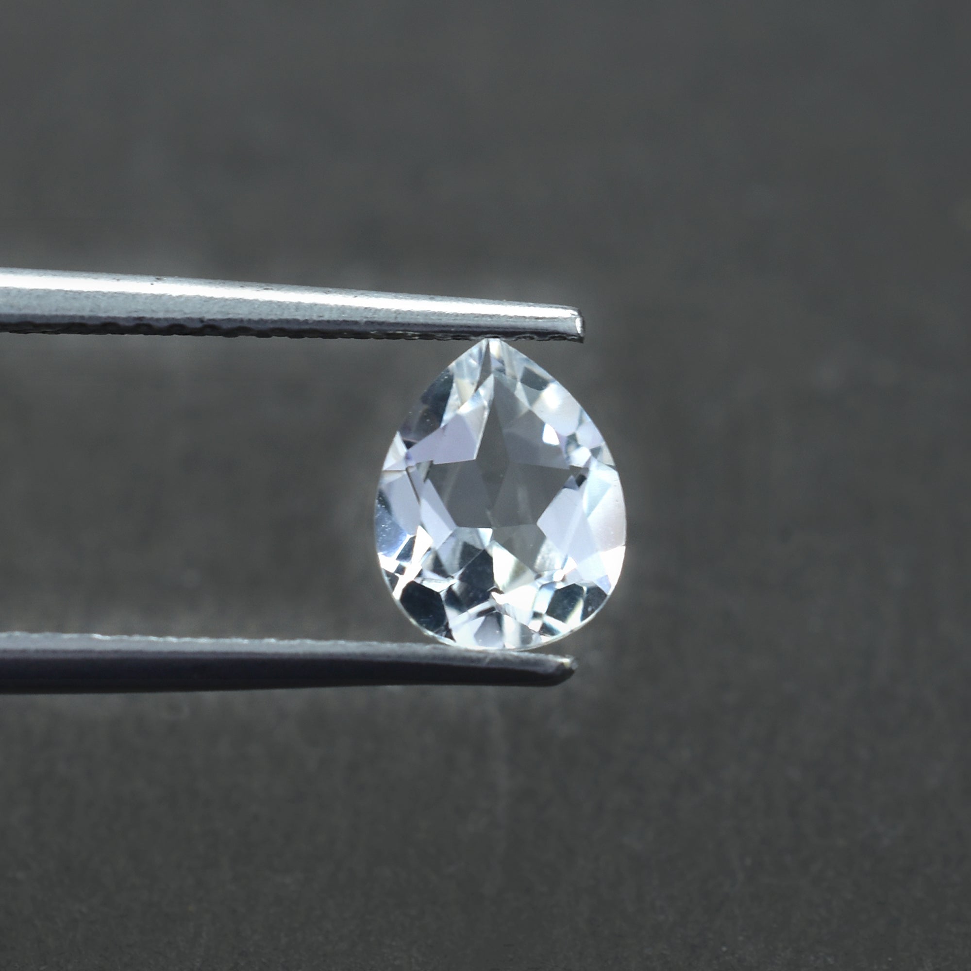 CRYSTAL ROCK QUARTZ CUT PEAR (CLEAN) 8.00X6.00 MM 1.00 CTS