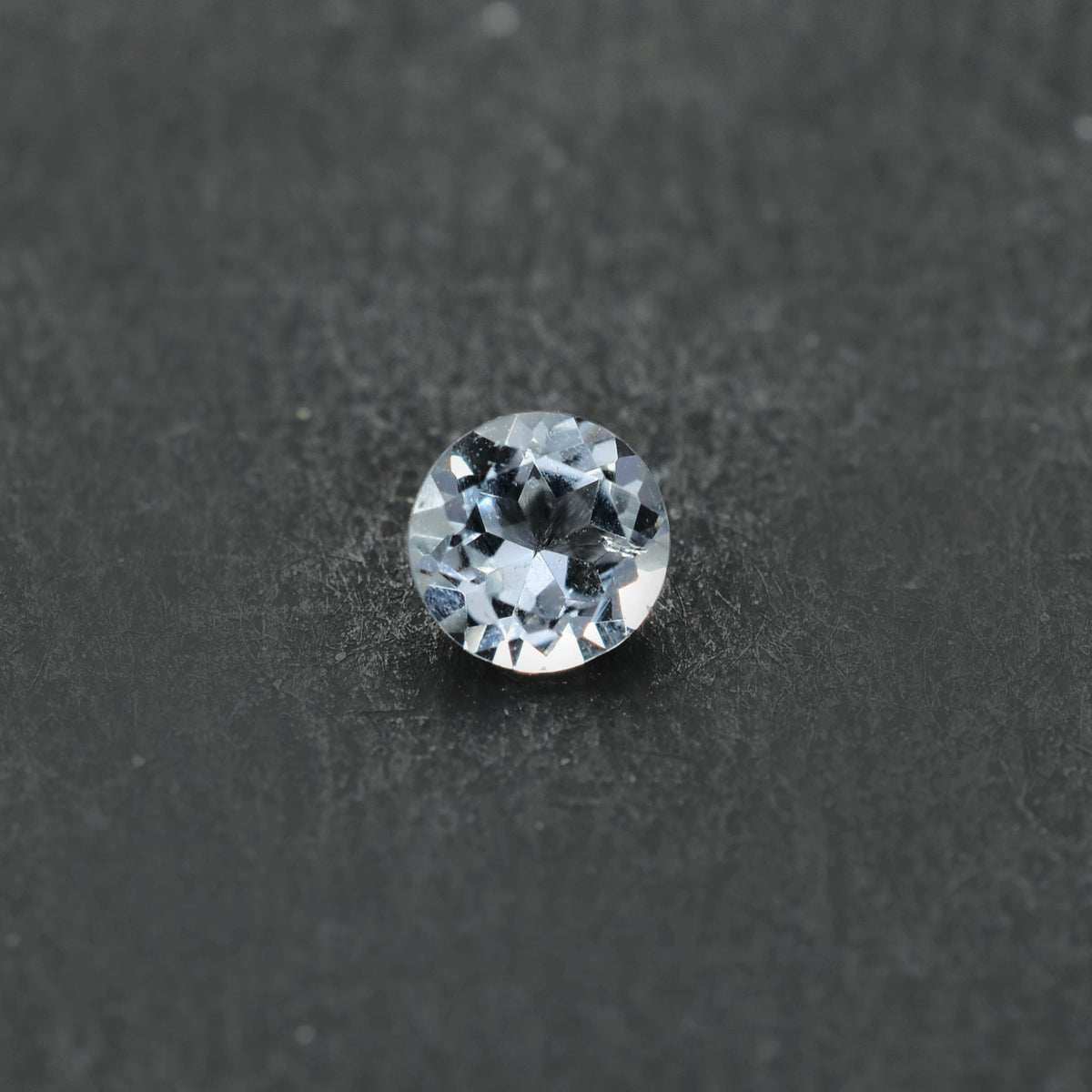 CRYSTAL ROCK QUARTZ CUT ROUND (CLEAN) 4.00X4.00 MM 0.25 CTS