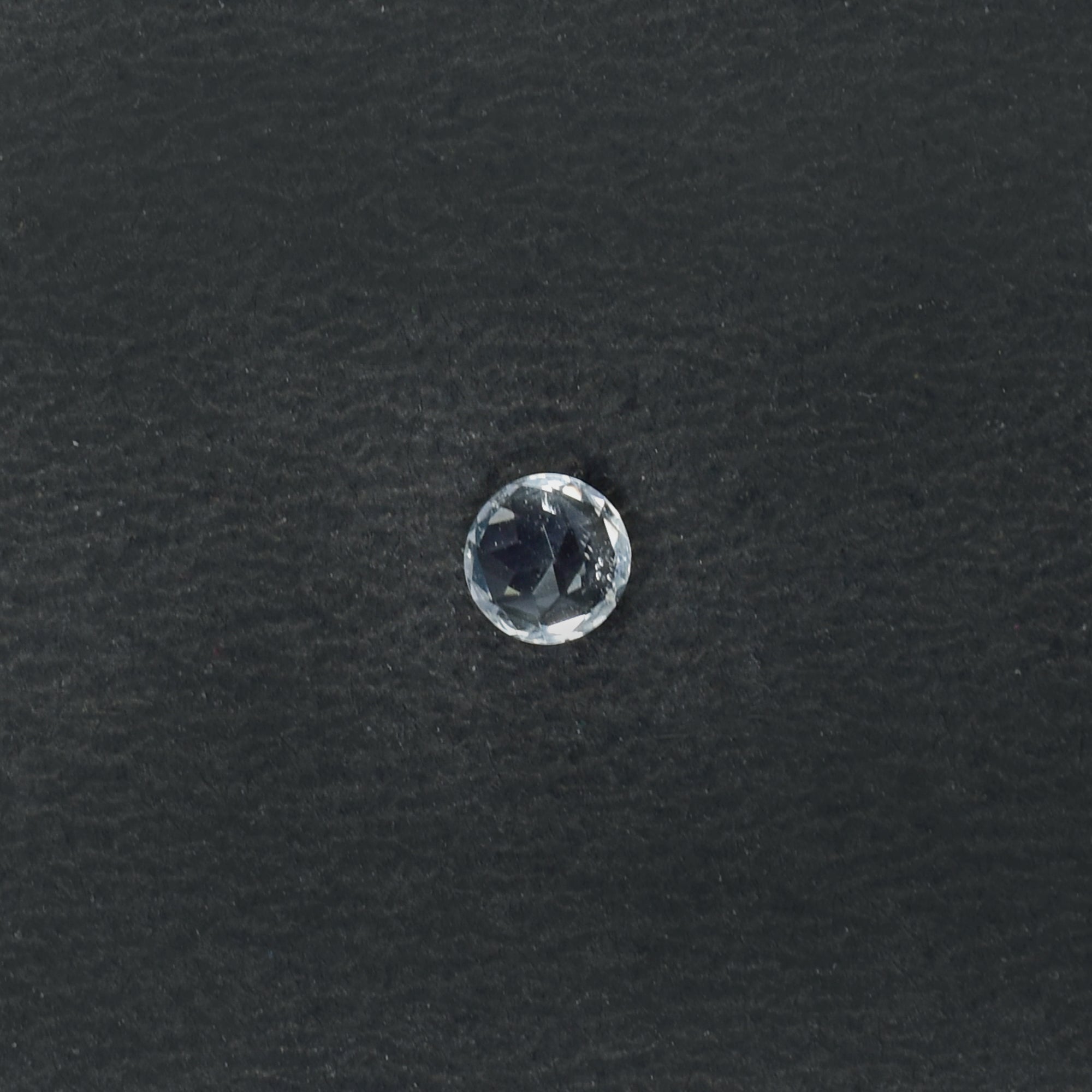 CRYSTAL ROCK QUARTZ CUT ROUND (CLEAN) 4.00X4.00 MM 0.25 CTS