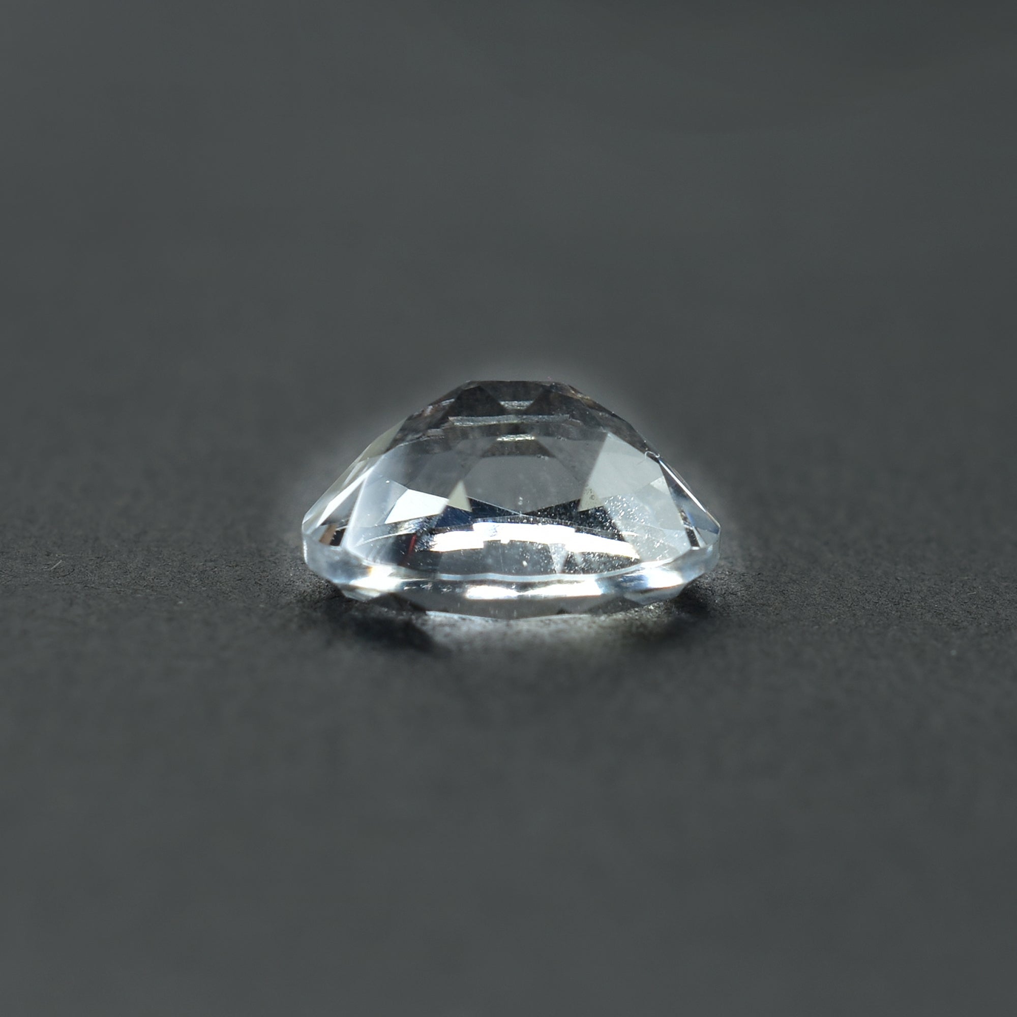 CRYSTAL ROCK QUARTZ CUT OVAL (CLEAN) 10.00X8.00 MM 3.30 CTS