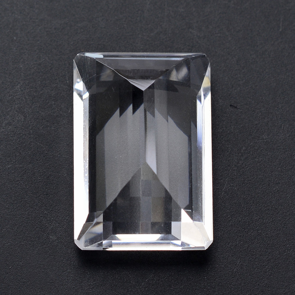 CRYSTAL CUT OCTAGON 18X12MM 14.50 Cts.