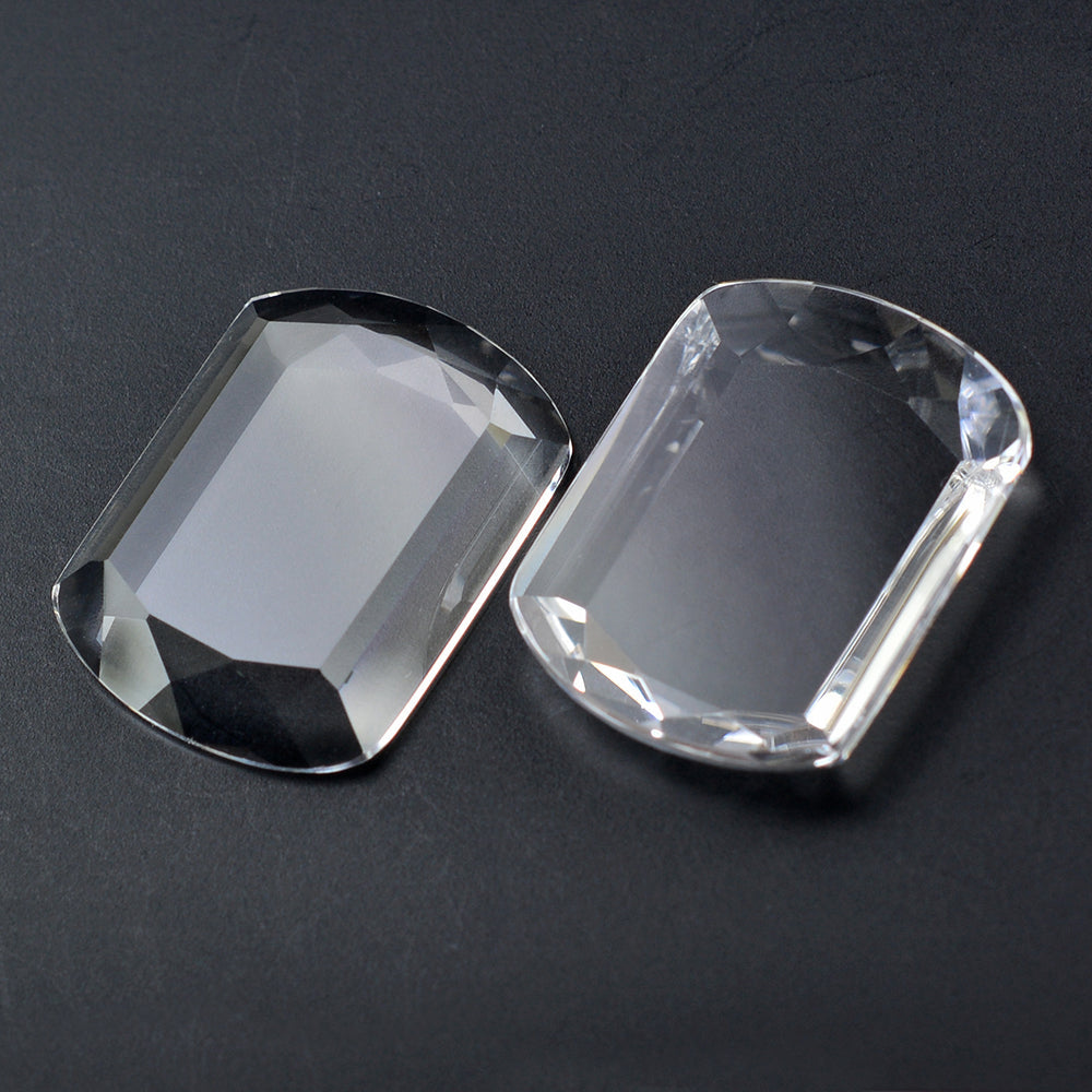CRYSTAL TABLE CUT FLAT BOTTOM SHIELD CAB 20X15MM 9.68 Cts.