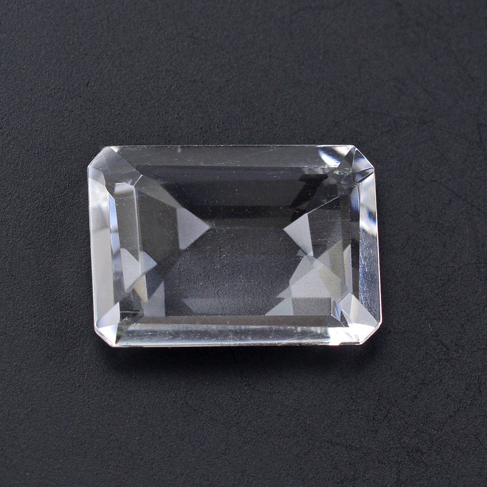 CRYSTAL CUT OCTAGON 14X10MM 5.73 Cts.