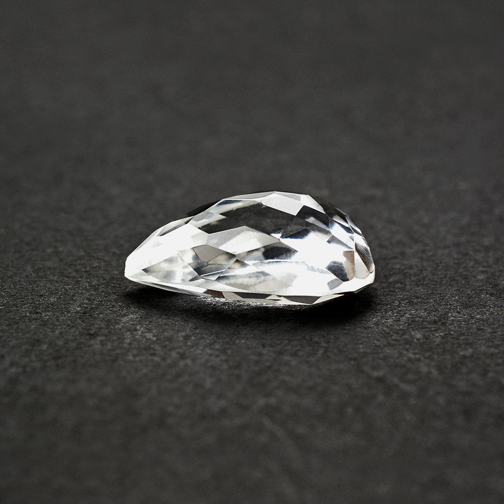 CRYSTAL CUT PEAR 19.50X14MM 11.75 Cts.