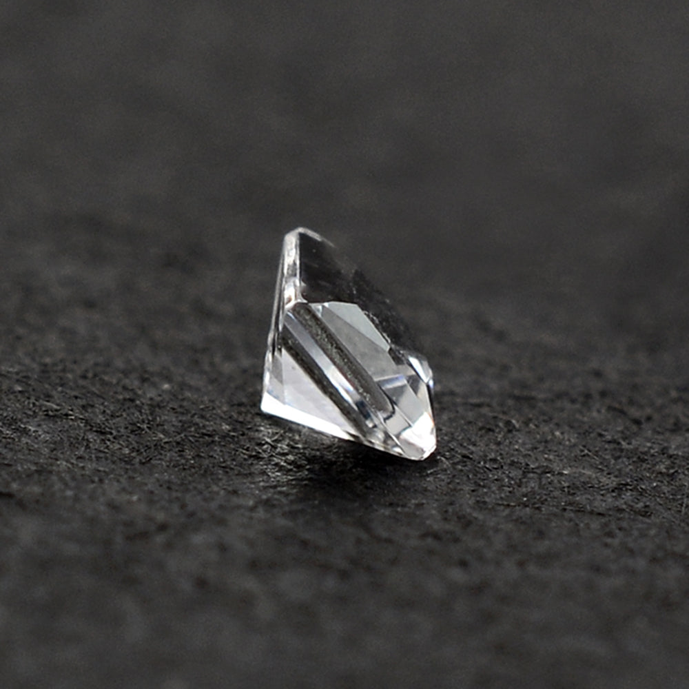 CRYSTAL PRINCESS CUT SQUARE 2.50MM 0.08 Cts.