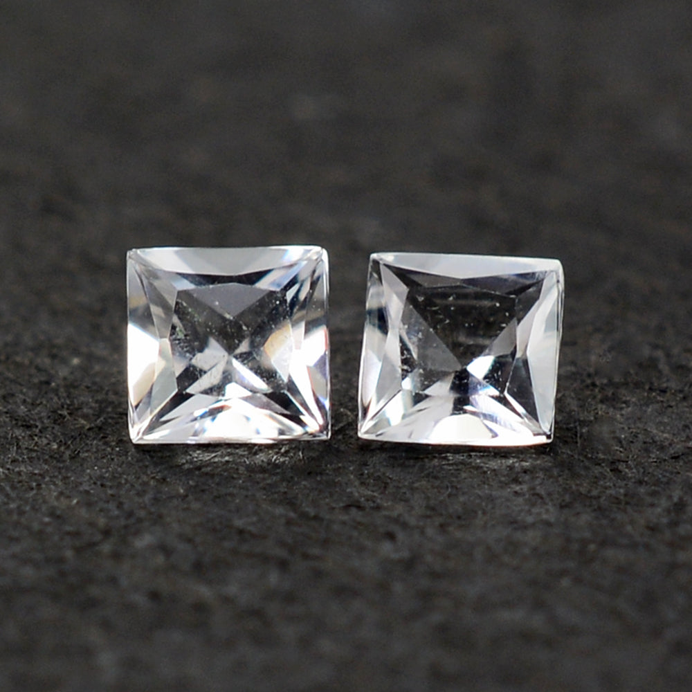CRYSTAL PRINCESS CUT SQUARE 2.50MM 0.08 Cts.