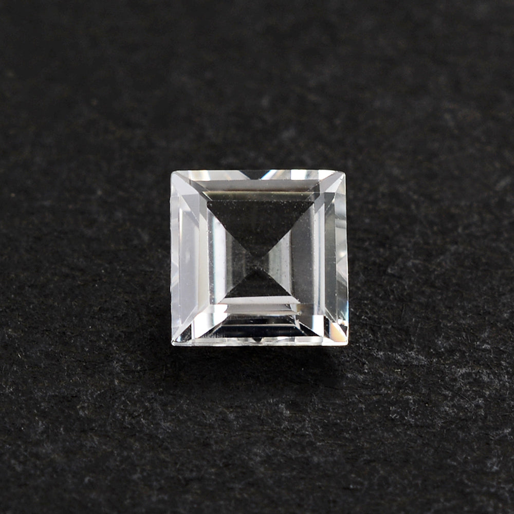 CRYSTAL CUT SQUARE 5MM 0.70 Cts.