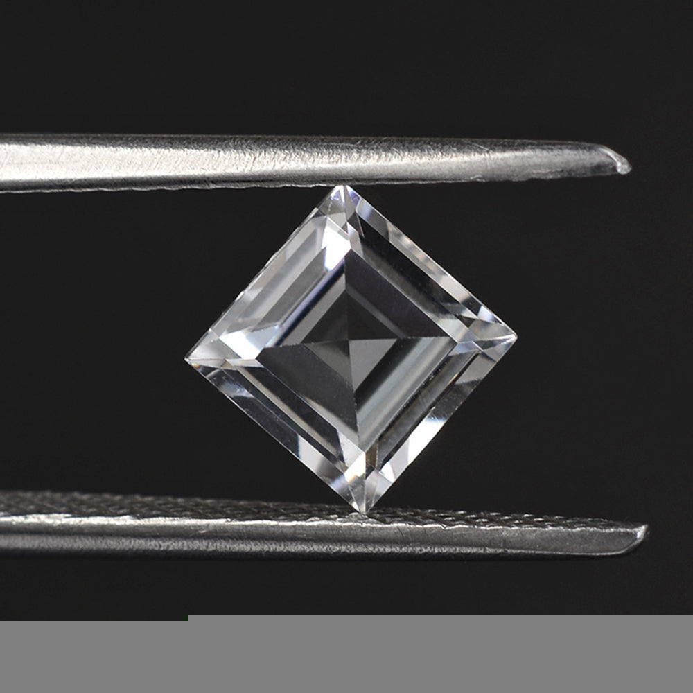 CRYSTAL CUT SQUARE 6MM 1.06 Cts.