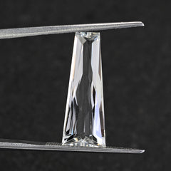 CRYSTAL PRINCESS CUT TAPER 21X8X5MM 5.77 Cts.