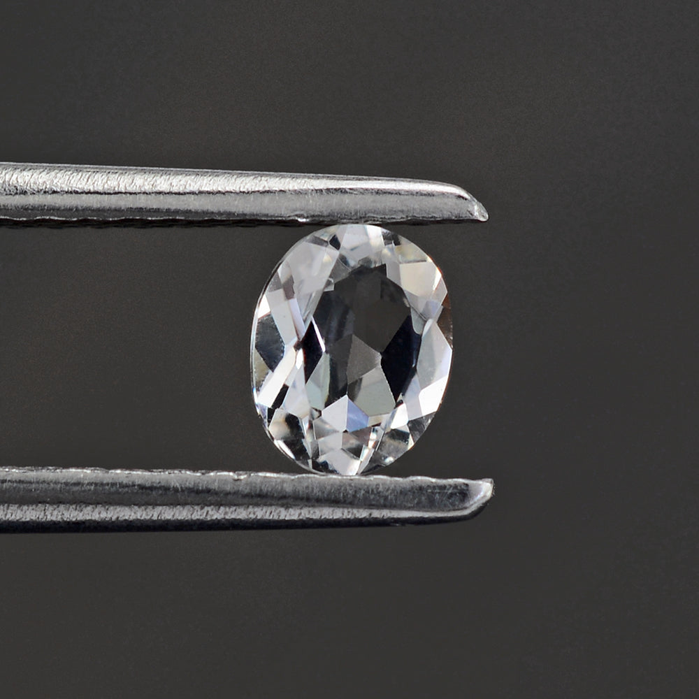 CRYSTAL CUT OVAL 5X4MM 0.28 Cts.