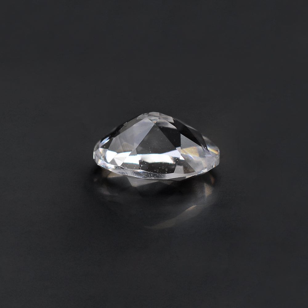CRYSTAL CUT OVAL 7X5MM 0.73 Cts.