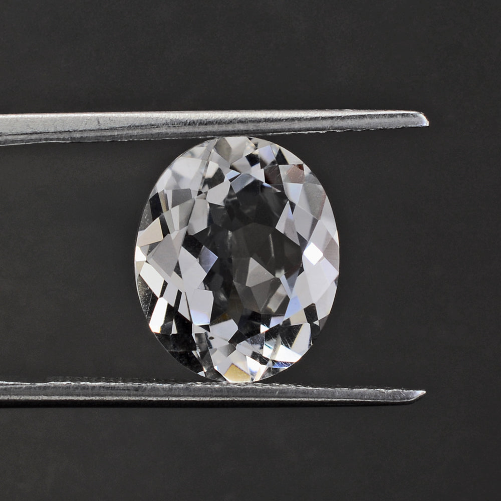 CRYSTAL CUT OVAL 12X10MM 4.45 Cts.