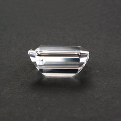 CRYSTAL CUT OCTAGON 24X18MM 38.30 Cts.