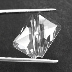 CRYSTAL OCTAGON CABS WITH CARVED BELT (DES#27) 16X12MM 8.20 Cts.