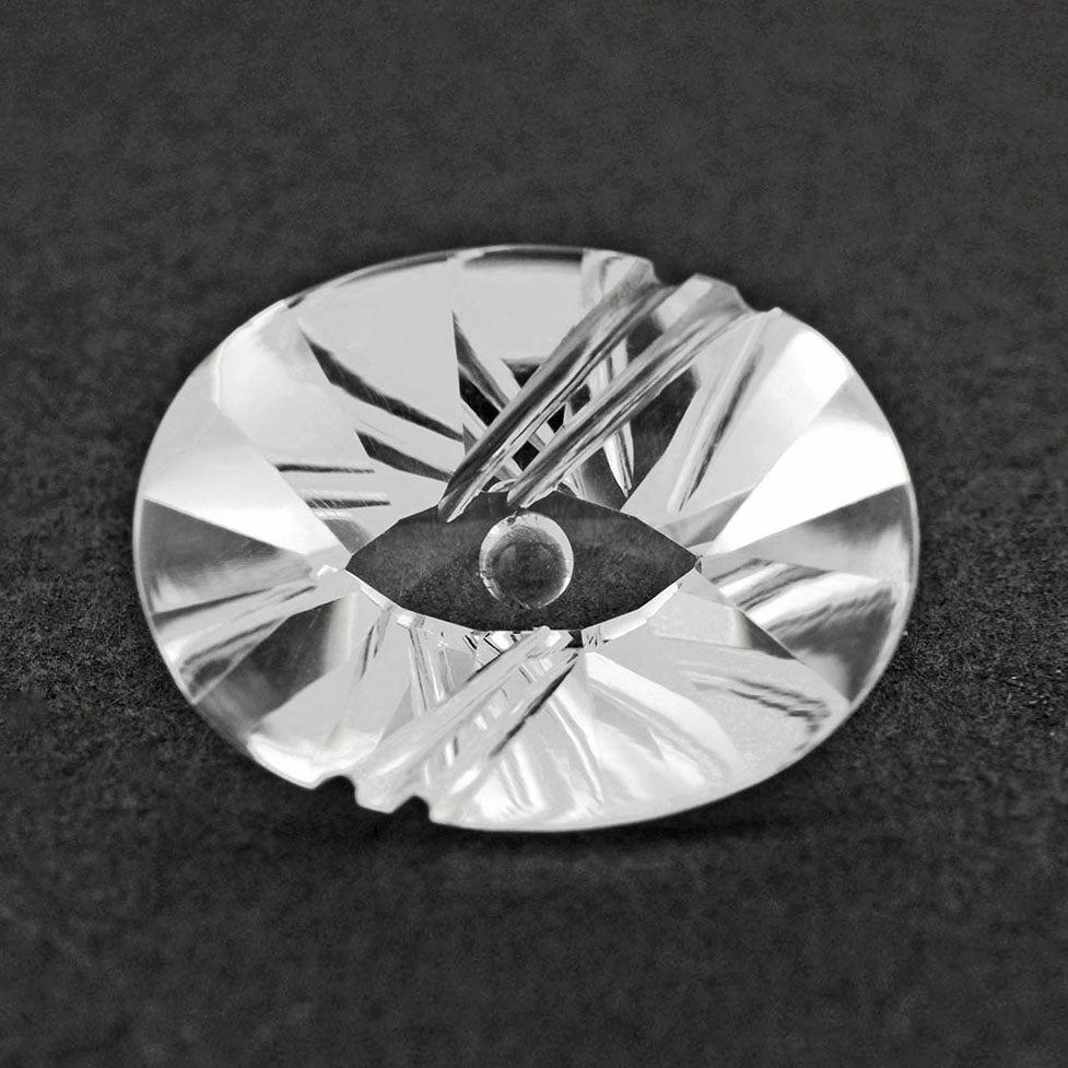 CRYSTAL FLAT BUFFTOP EVIL EYE OVAL (DES#112) 20X15MM 15.07 Cts.