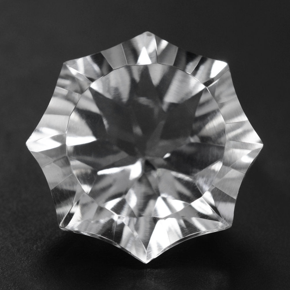 CRYSTAL NINETY CUT ROUND (DES#83) 10MM 3.48 Cts.